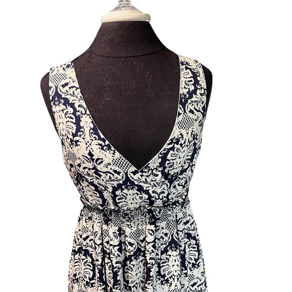 Sunday in Brooklyn Anthropologie Blue Cream and Crochets Lace Maxi Dress Size S - Picture 6 of 9